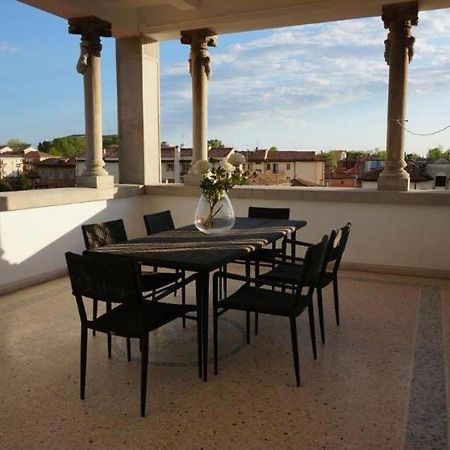 Stylish Penthouse Apartment In Venice Lido, 10 Minutes From Saint Marks Square Venedik-Lido Dış mekan fotoğraf