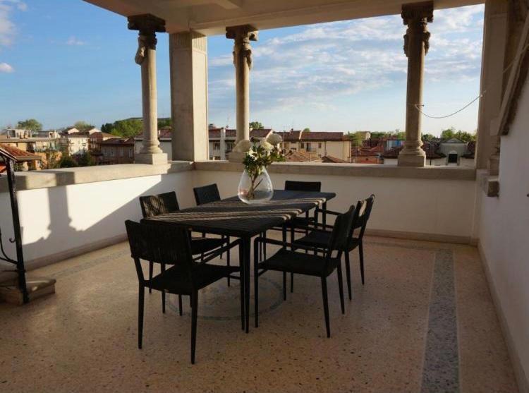 Stylish Penthouse Apartment In Venice Lido, 10 Minutes From Saint Marks Square Venedik-Lido Dış mekan fotoğraf